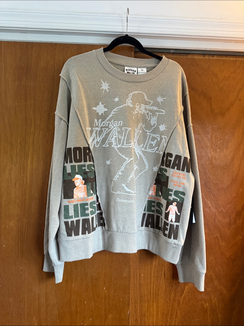 No Boundaries Gray Morgan Wallen Graphic Sweatshirt